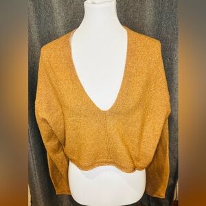 BDG Urban Outfitters Deep V Cropped Sweater Size M